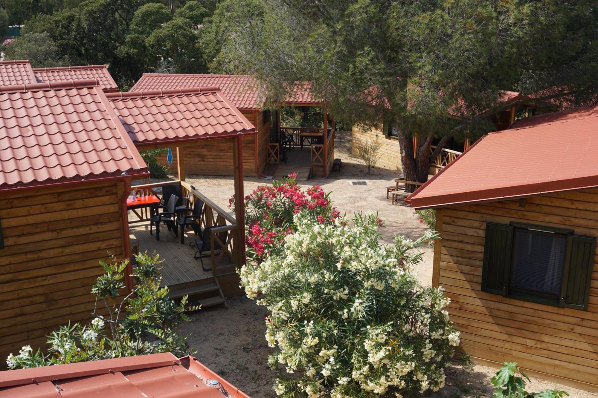 Feriendorf La Mora Calvi  Exterior photo